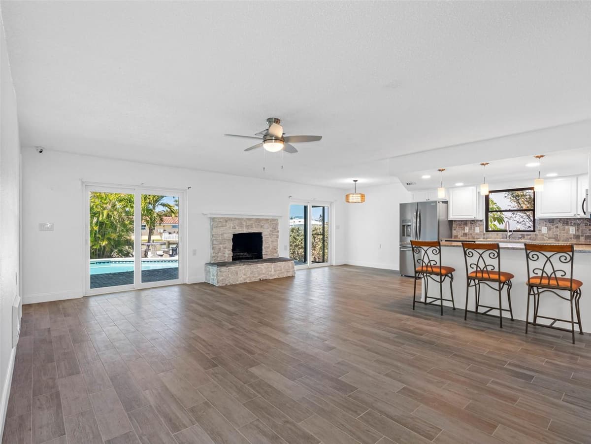 562 JOHNS PASS AVENUE — photo 56 of 89