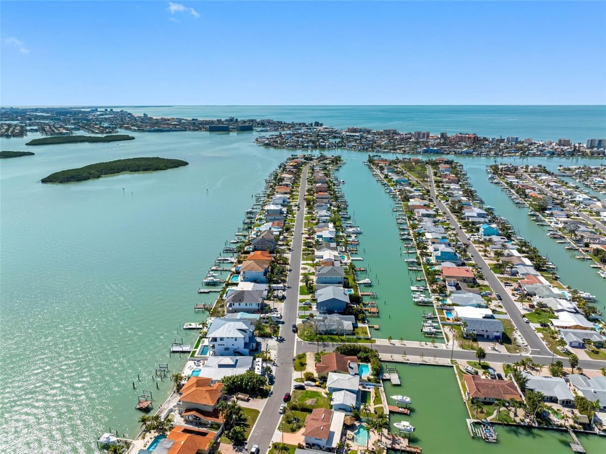 562 JOHNS PASS AVENUE — photo 80 of 89