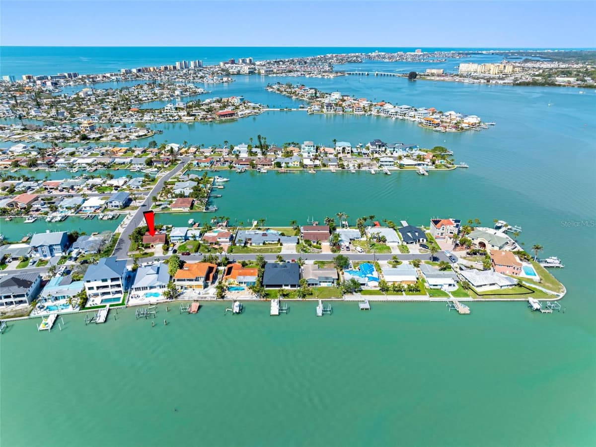 562 JOHNS PASS AVENUE — photo 74 of 89