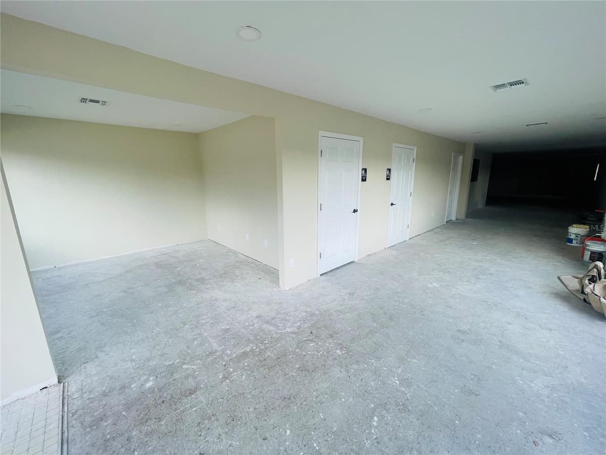 617 JOHN YOUNG PARKWAY — photo 4 of 4