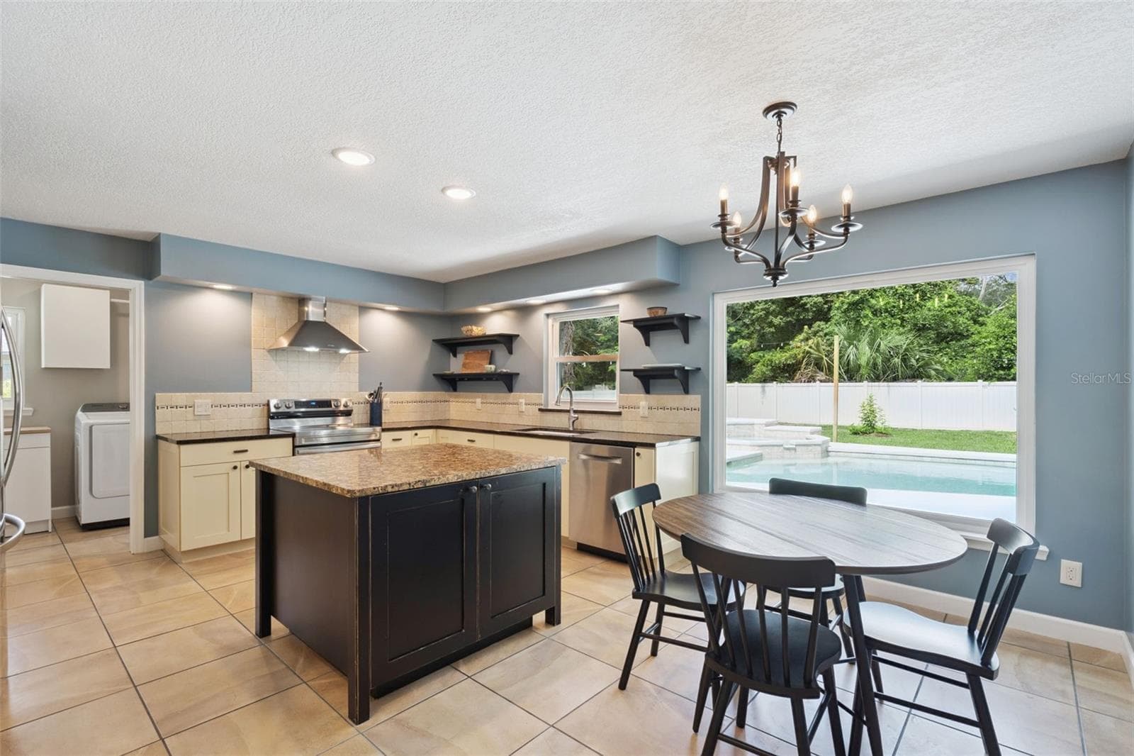 1653 WINDY BLUFF POINT — photo 11 of 45