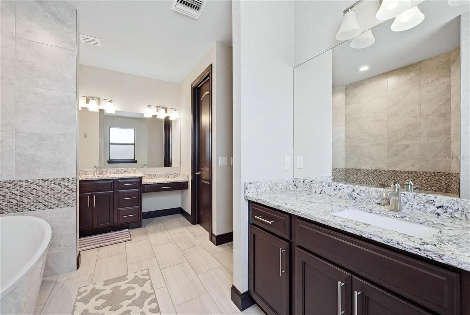 9404 SPRING CIRCLE — photo 18 of 63