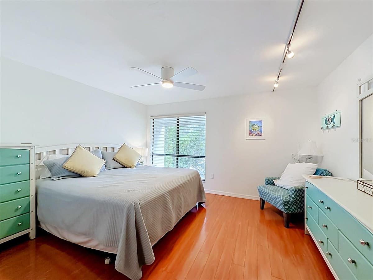 1801 GULF DRIVE — photo 17 of 64