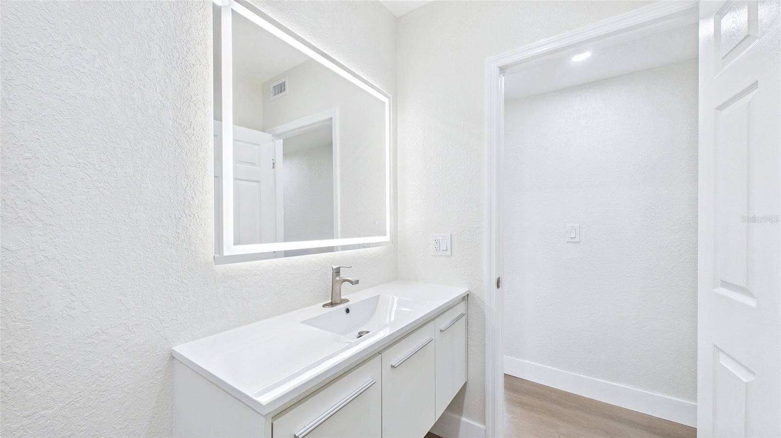 4103 PEARL AVENUE — photo 16 of 37
