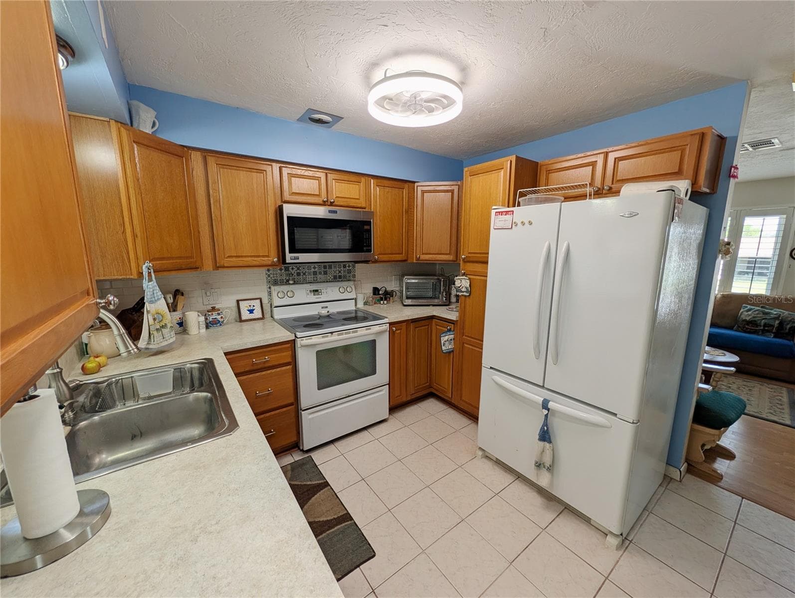 503 MONROE STREET — photo 13 of 39