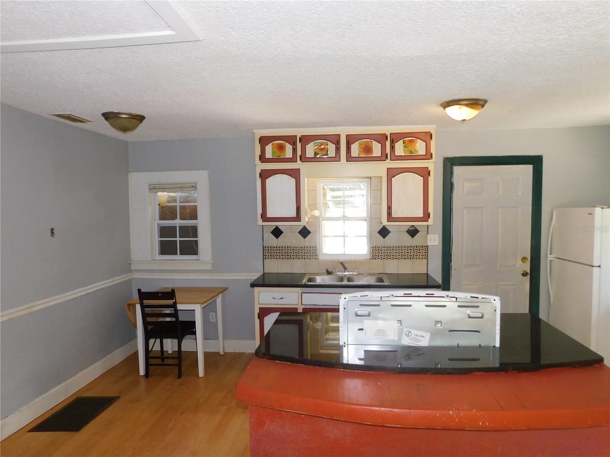 306 FLORIDA DRIVE — photo 10 of 27