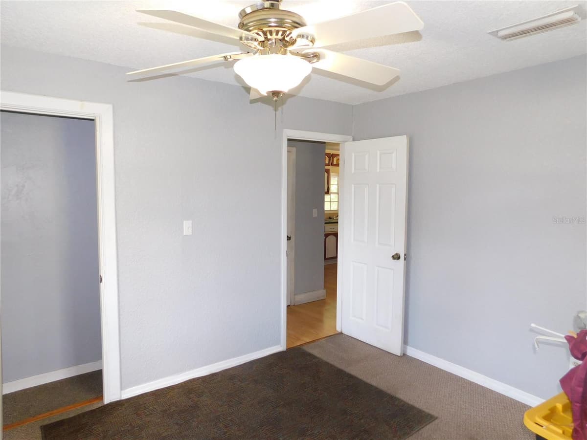 306 FLORIDA DRIVE — photo 16 of 27