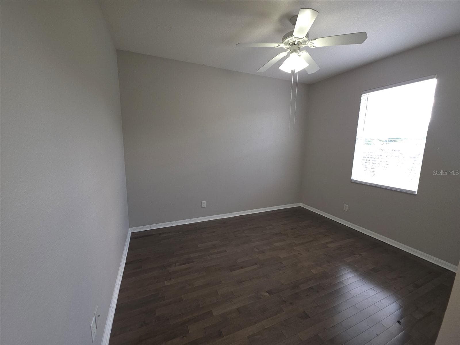 3564 LASLO AVENUE — photo 15 of 37