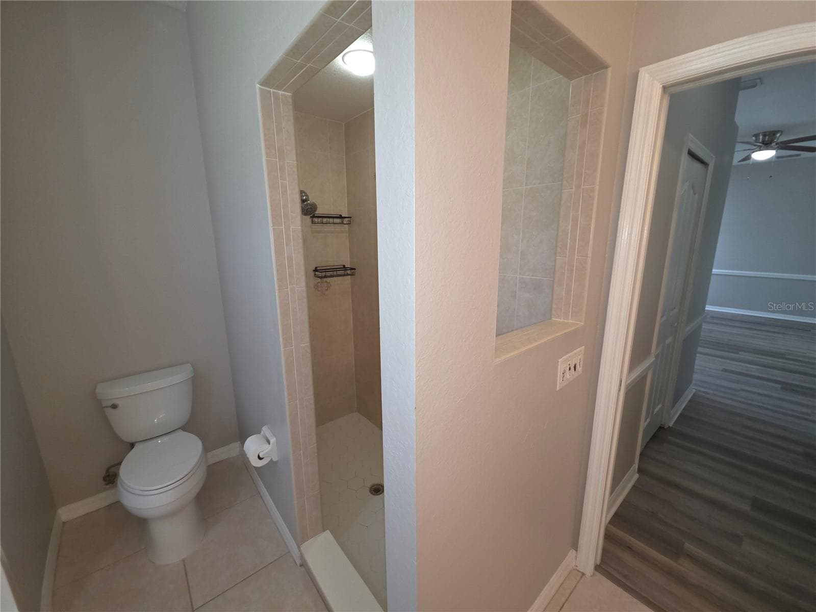 3564 LASLO AVENUE — photo 27 of 37