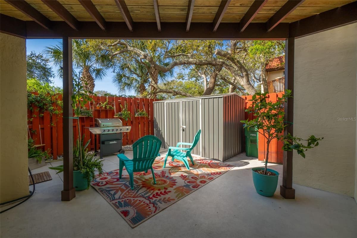 8762 LIVE OAK COURT — photo 36 of 50