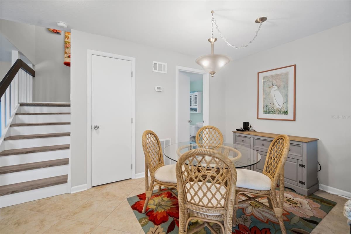 8762 LIVE OAK COURT — photo 28 of 50