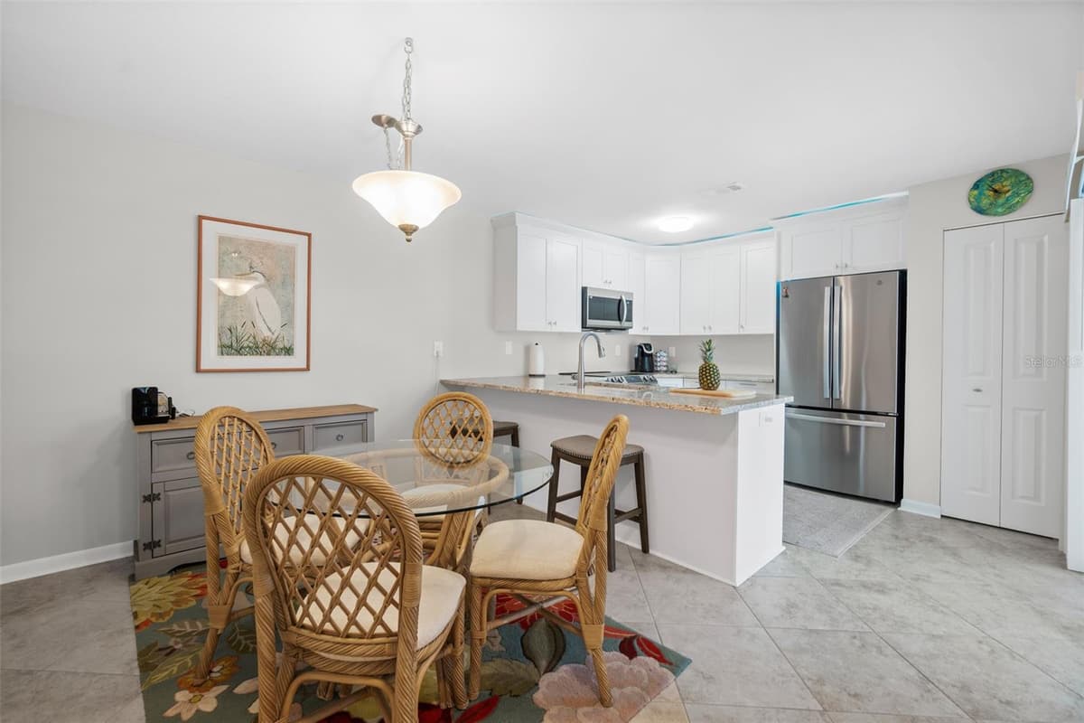 8762 LIVE OAK COURT — photo 9 of 50