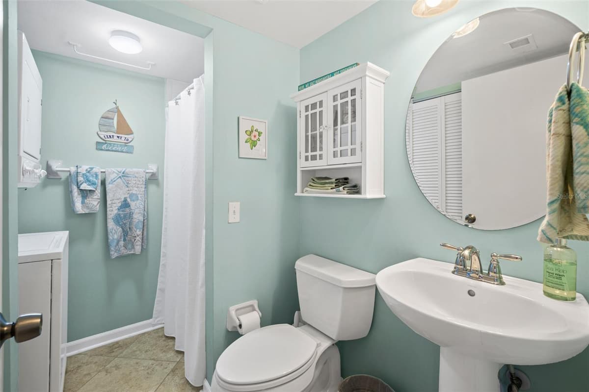 8762 LIVE OAK COURT — photo 31 of 50