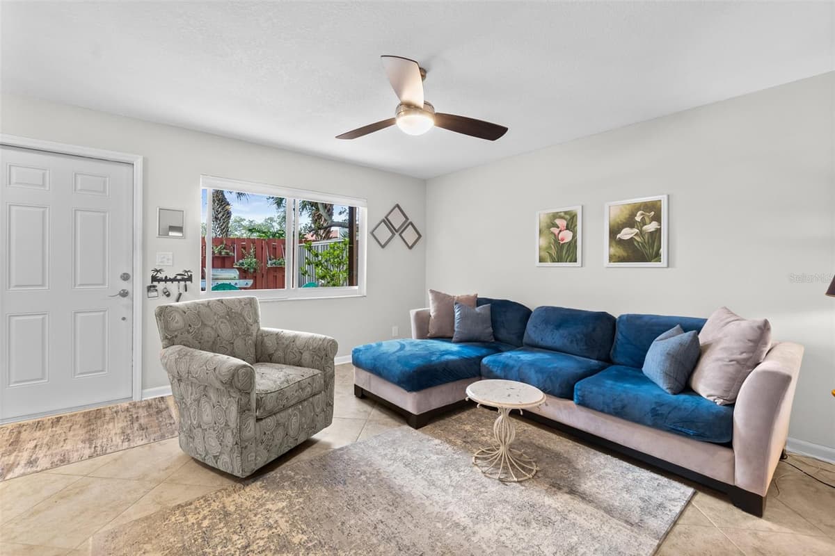 8762 LIVE OAK COURT — photo 10 of 50
