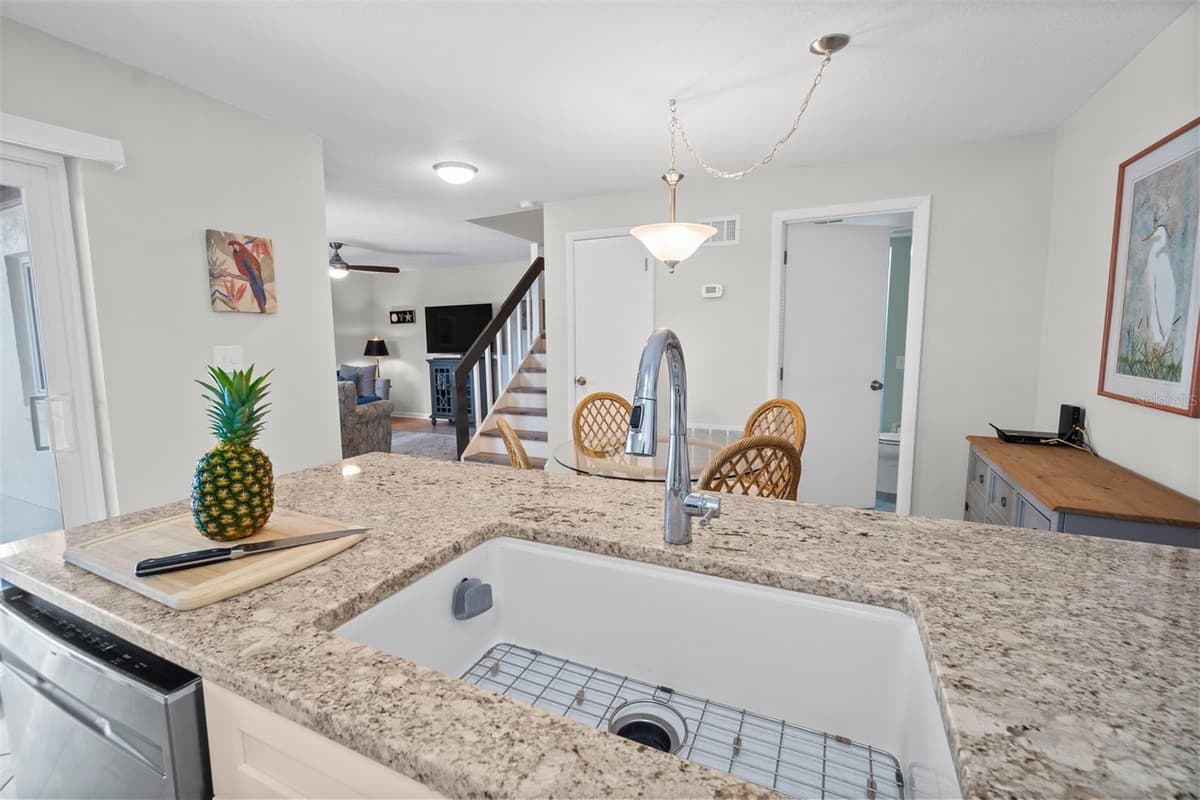 8762 LIVE OAK COURT — photo 6 of 50