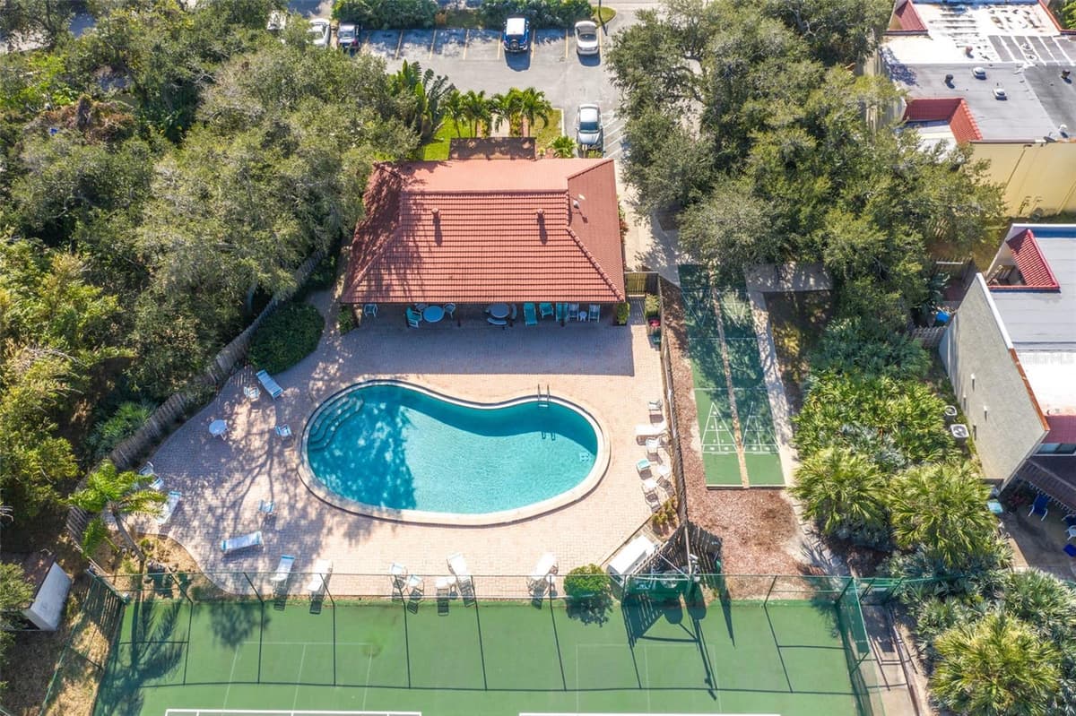 8762 LIVE OAK COURT — photo 44 of 50