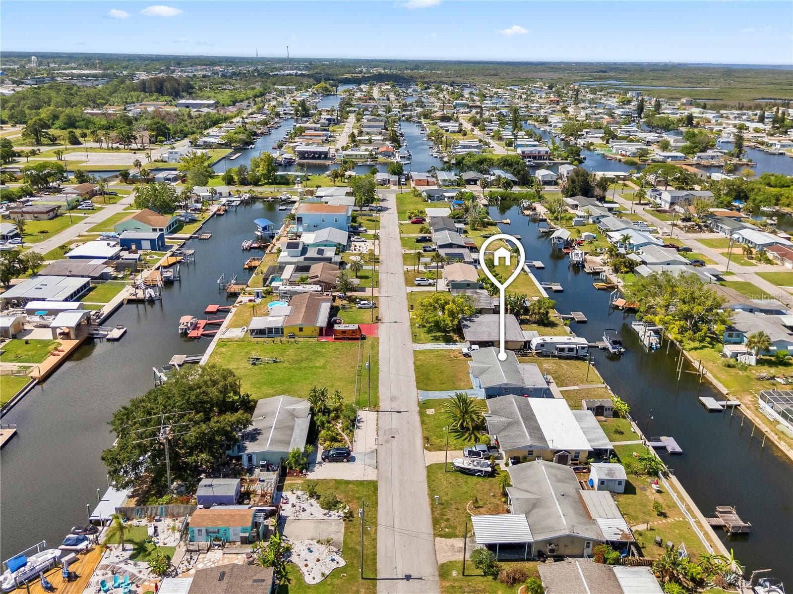 13323 NEPTUNE DRIVE — photo 31 of 40