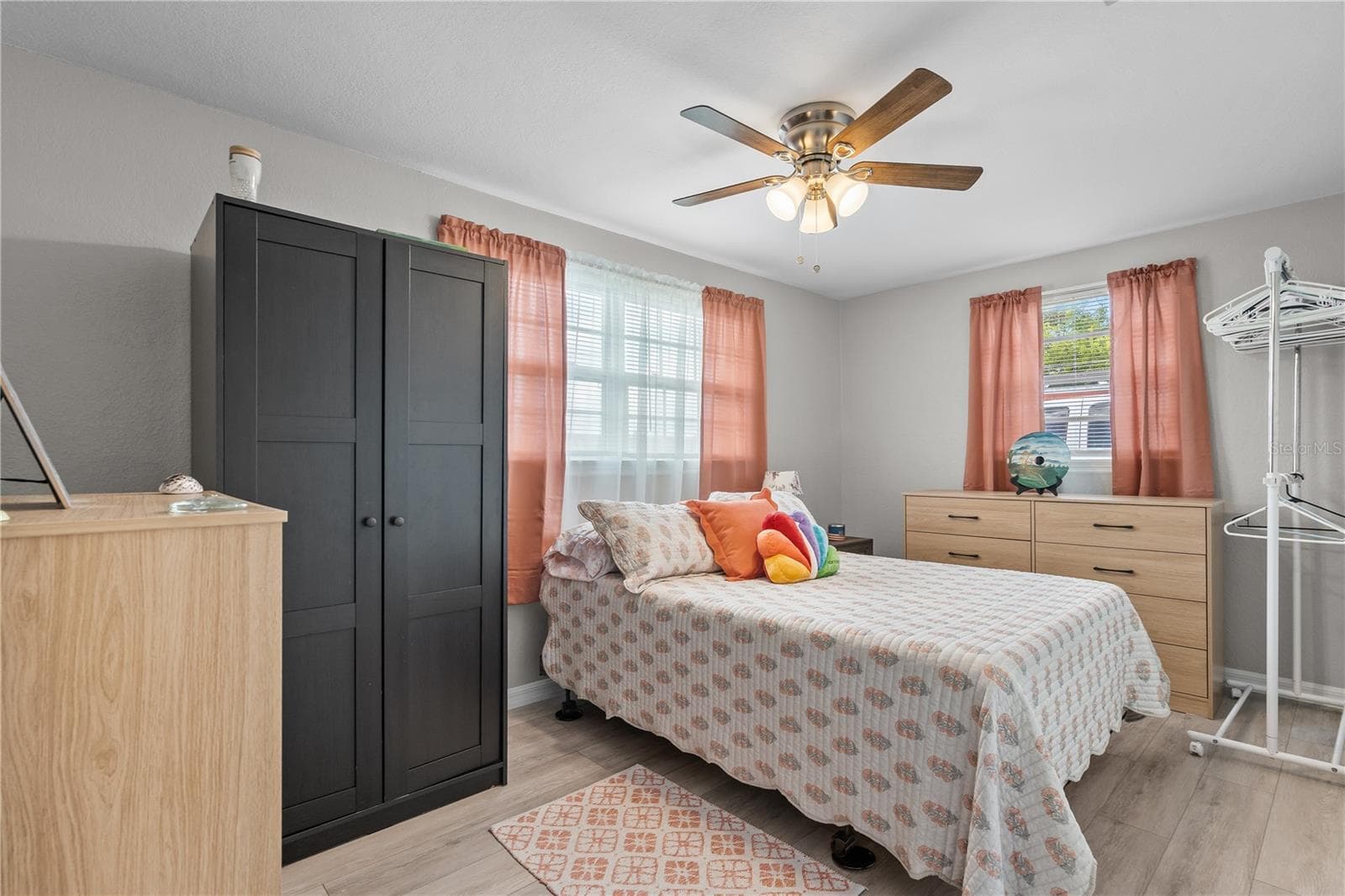 13323 NEPTUNE DRIVE — photo 13 of 40
