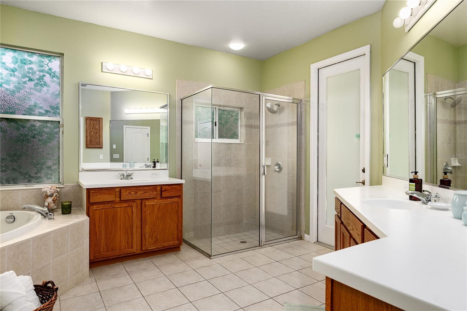 6508 ROCK BRIDGE LANE — photo 16 of 40