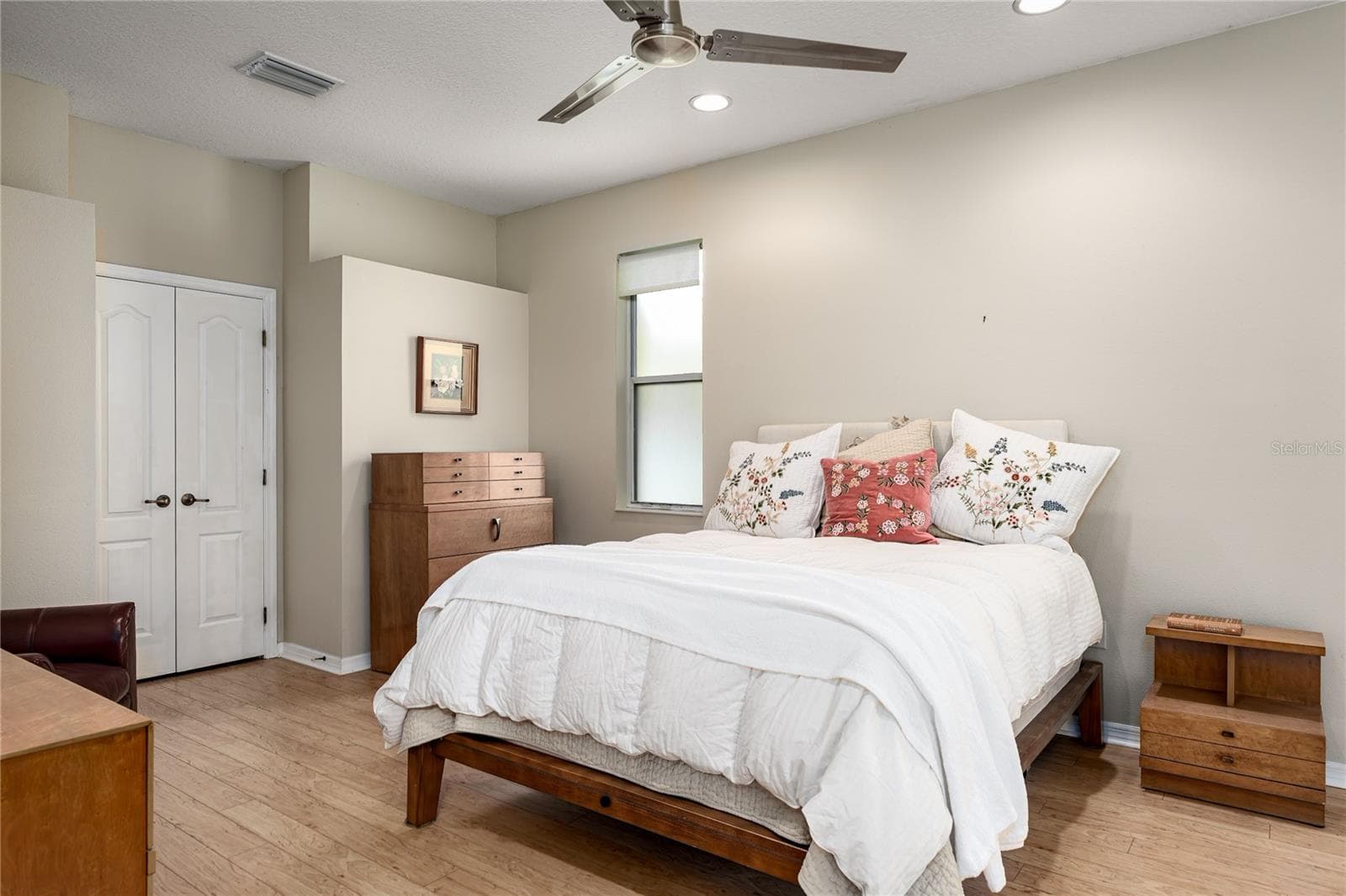 6508 ROCK BRIDGE LANE — photo 14 of 40