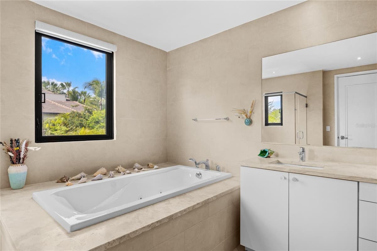 7000 BAHIA BEACH DR — photo 19 of 32
