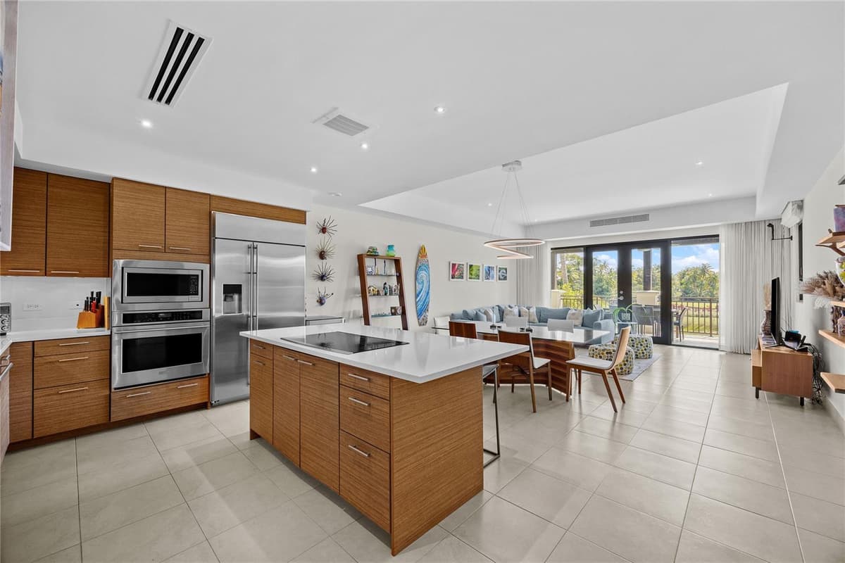 7000 BAHIA BEACH DR — photo 3 of 32