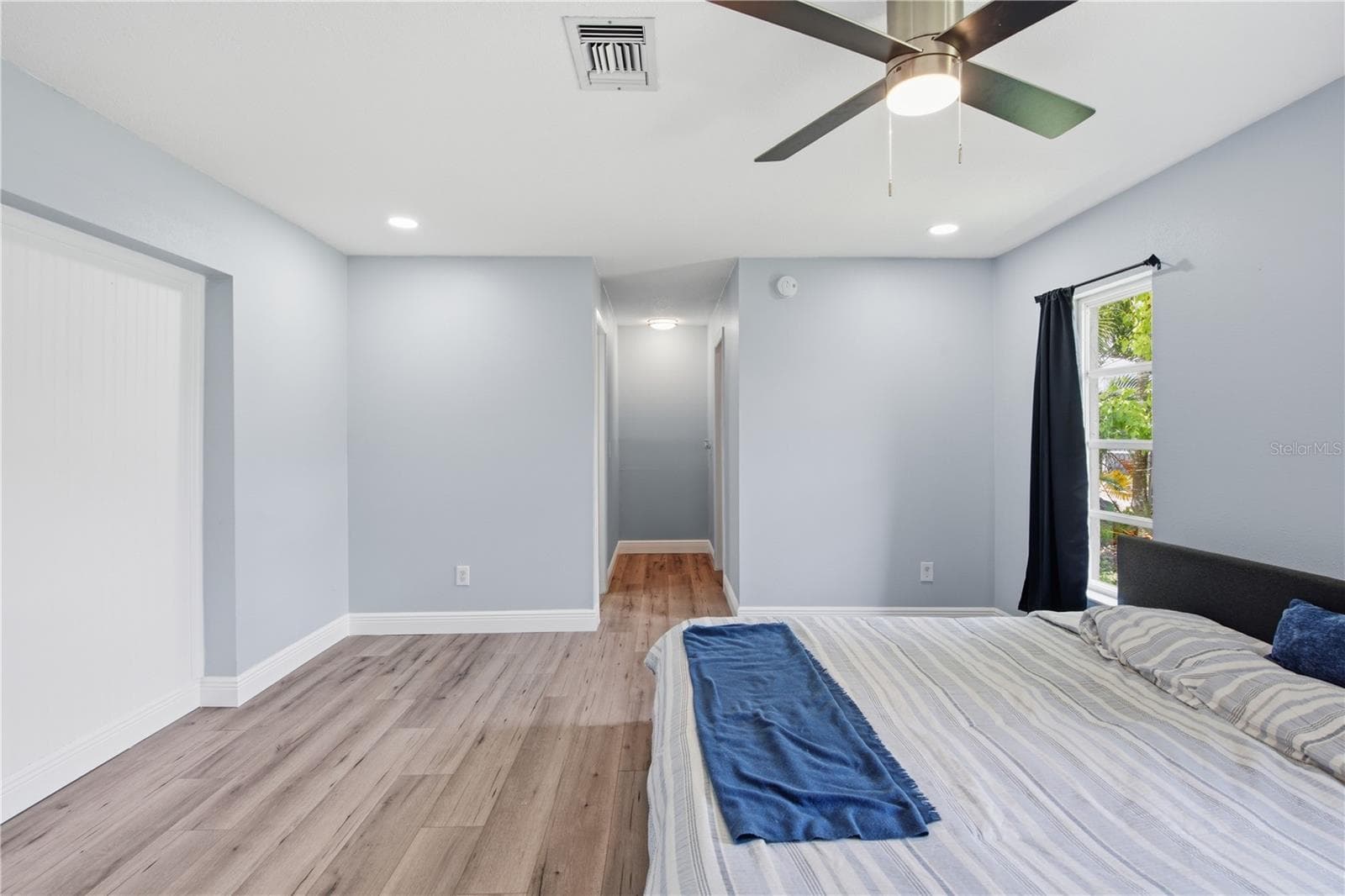 1811 FOREST DRIVE — photo 18 of 37