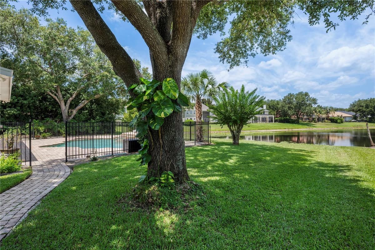 6241 BLAKEFORD DRIVE — photo 44 of 57