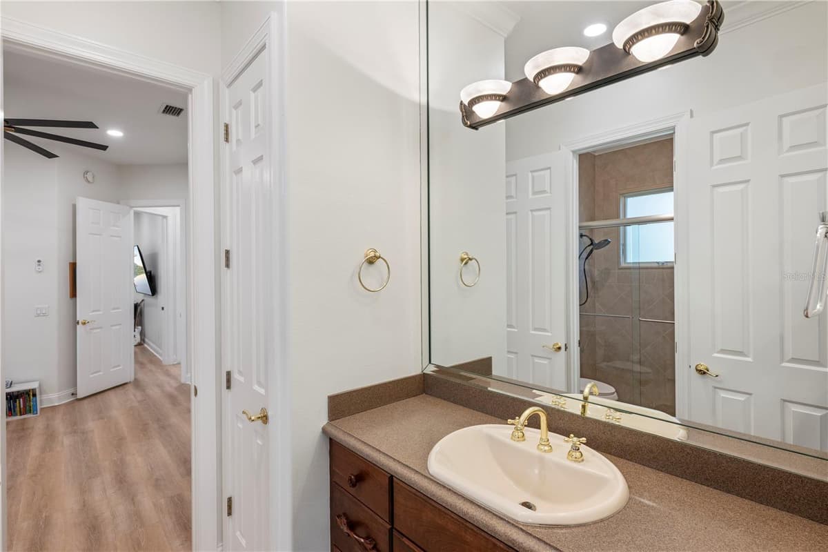 6241 BLAKEFORD DRIVE — photo 27 of 57