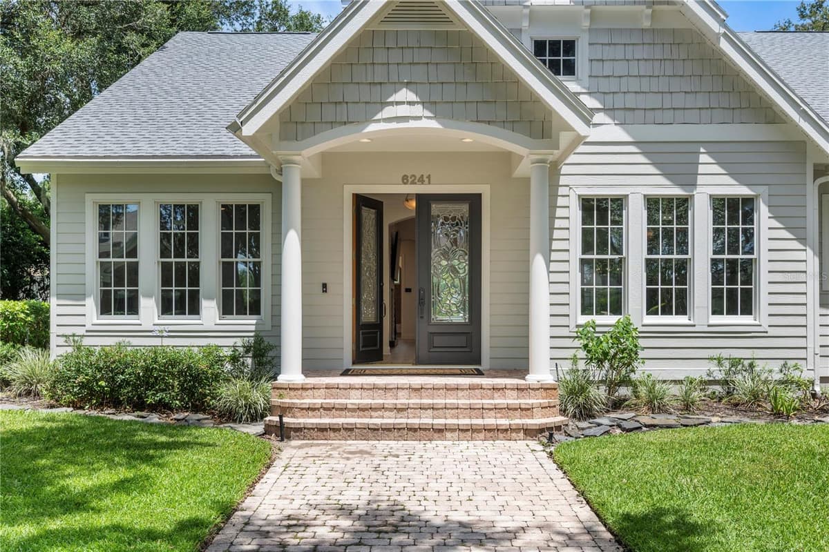 6241 BLAKEFORD DRIVE — photo 3 of 57