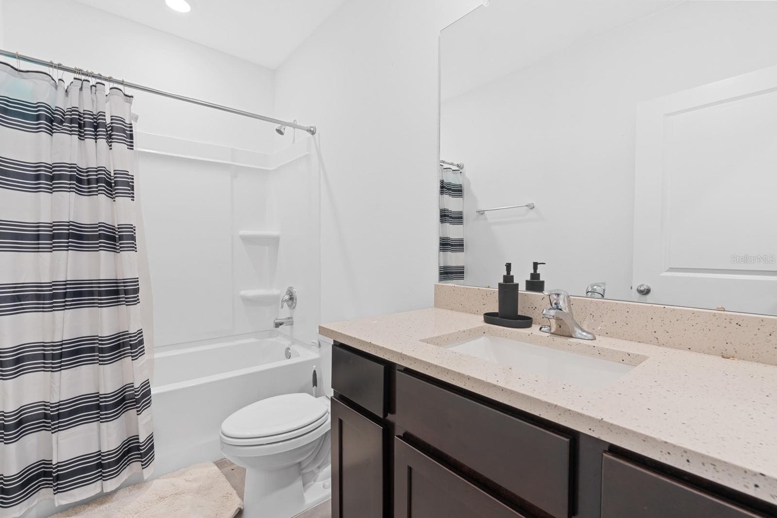 5052 CAPTAIN DAVIS DRIVE — photo 29 of 40