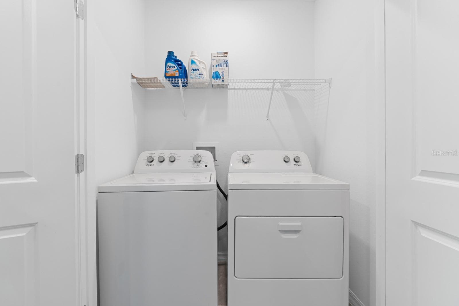 5052 CAPTAIN DAVIS DRIVE — photo 35 of 40