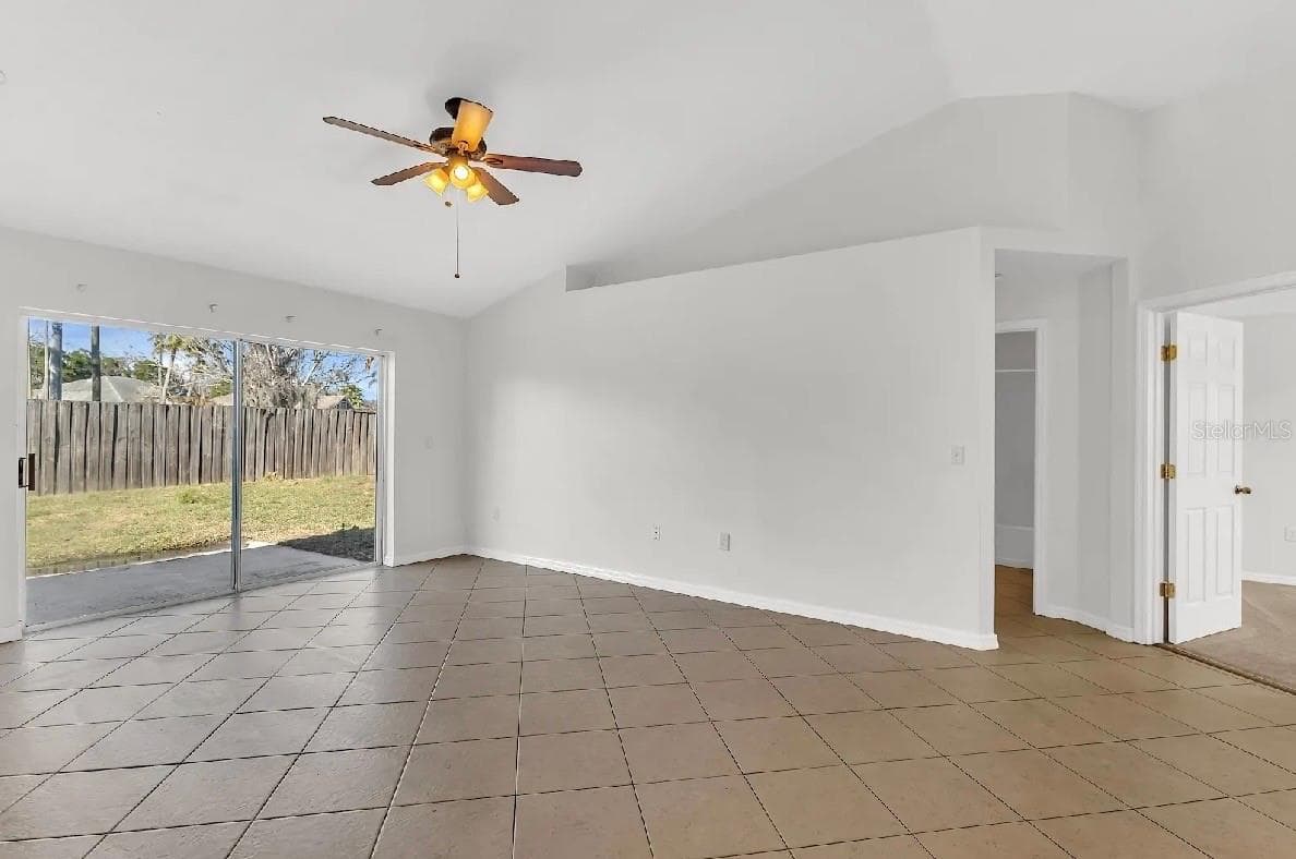 3348 KELSEY LANE — photo 4 of 15
