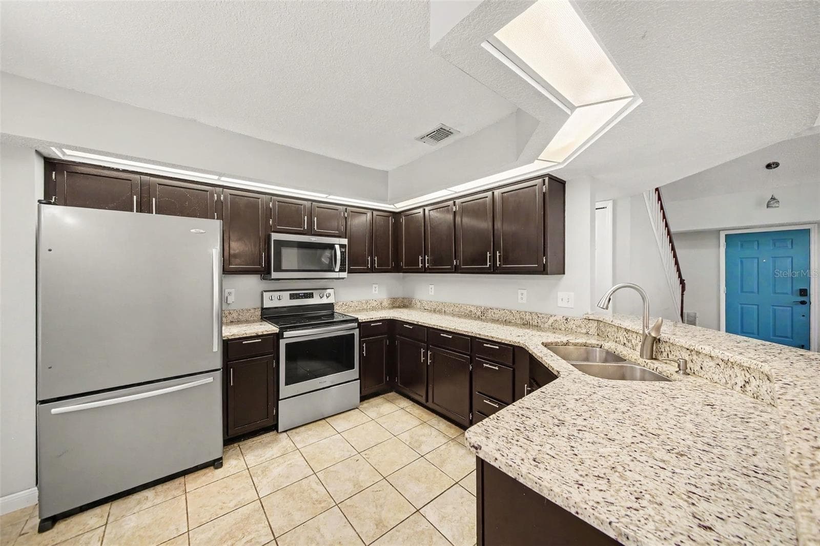 2758 WAYMEYER DR — photo 19 of 26
