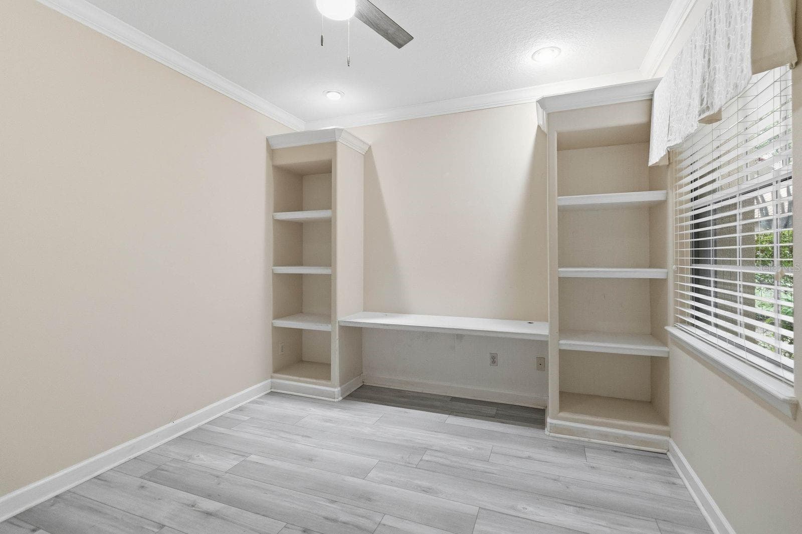 8310 TIVOLI DRIVE — photo 38 of 82