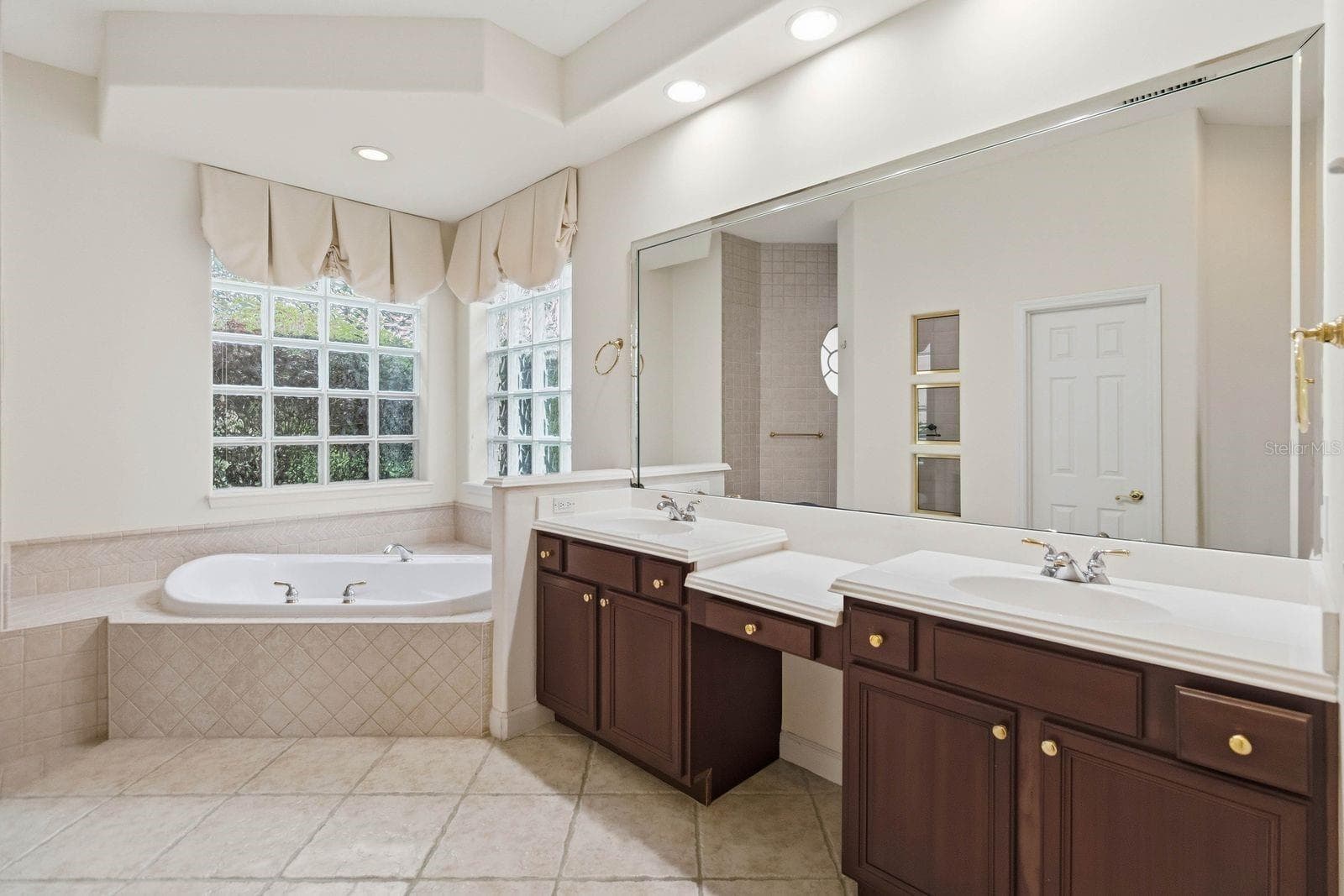 8310 TIVOLI DRIVE — photo 30 of 82