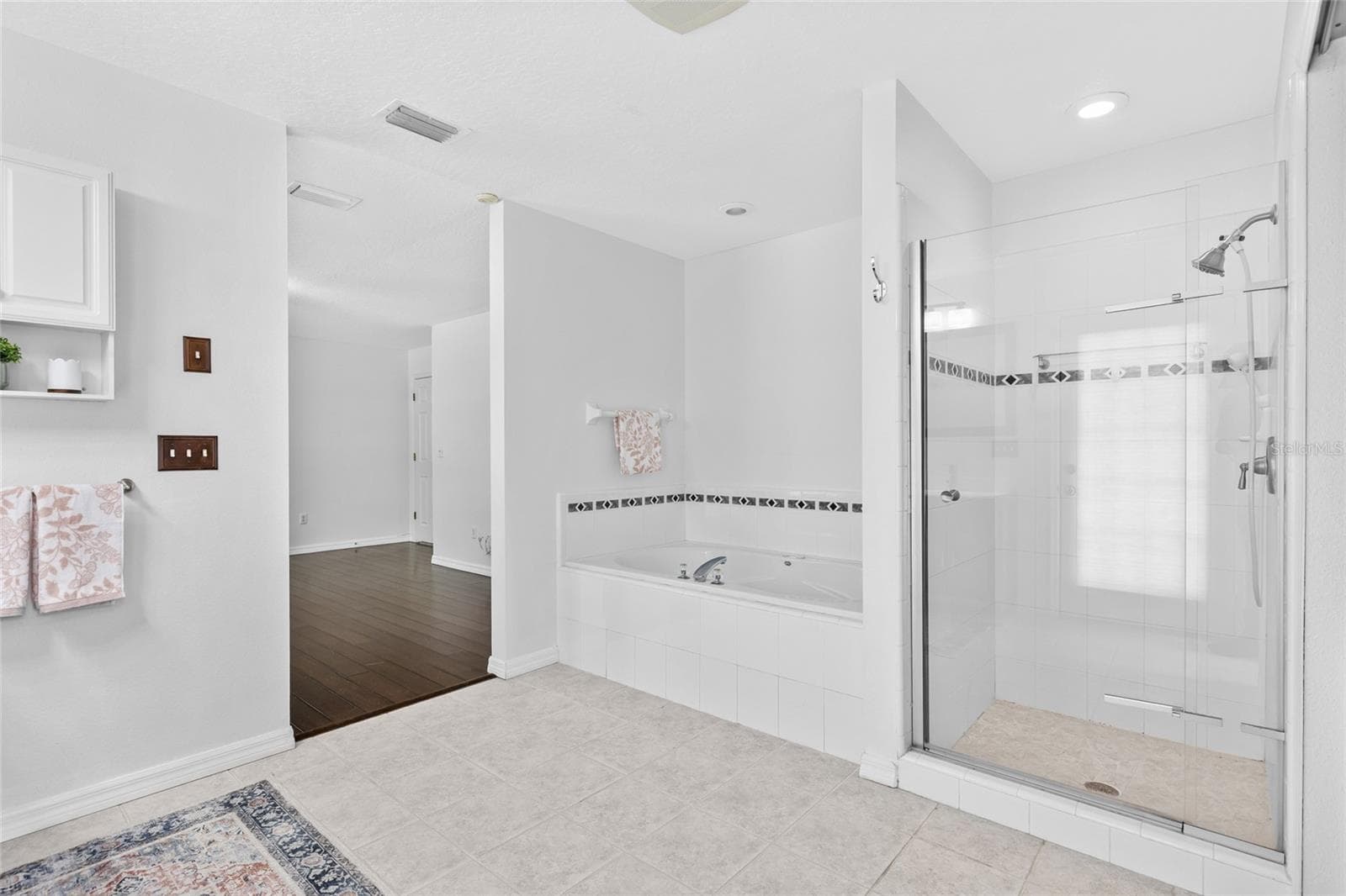 155 LAKE MARY AVENUE — photo 22 of 52