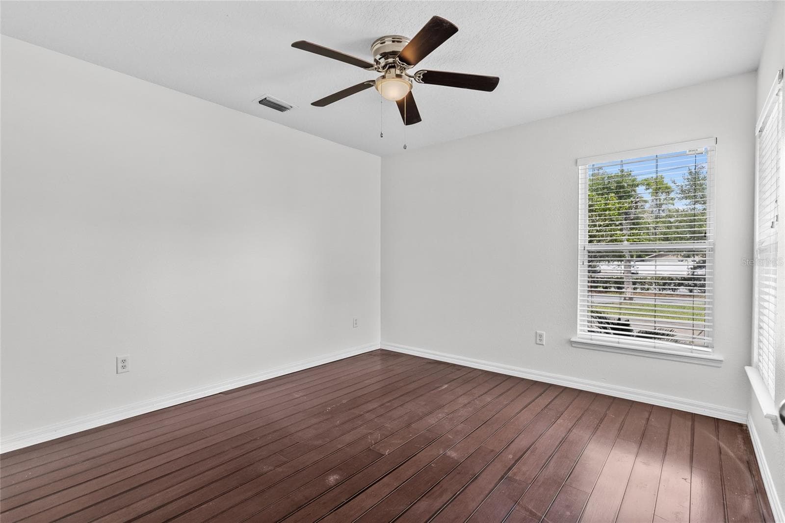155 LAKE MARY AVENUE — photo 25 of 52
