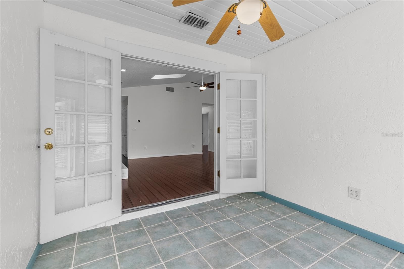 155 LAKE MARY AVENUE — photo 28 of 52
