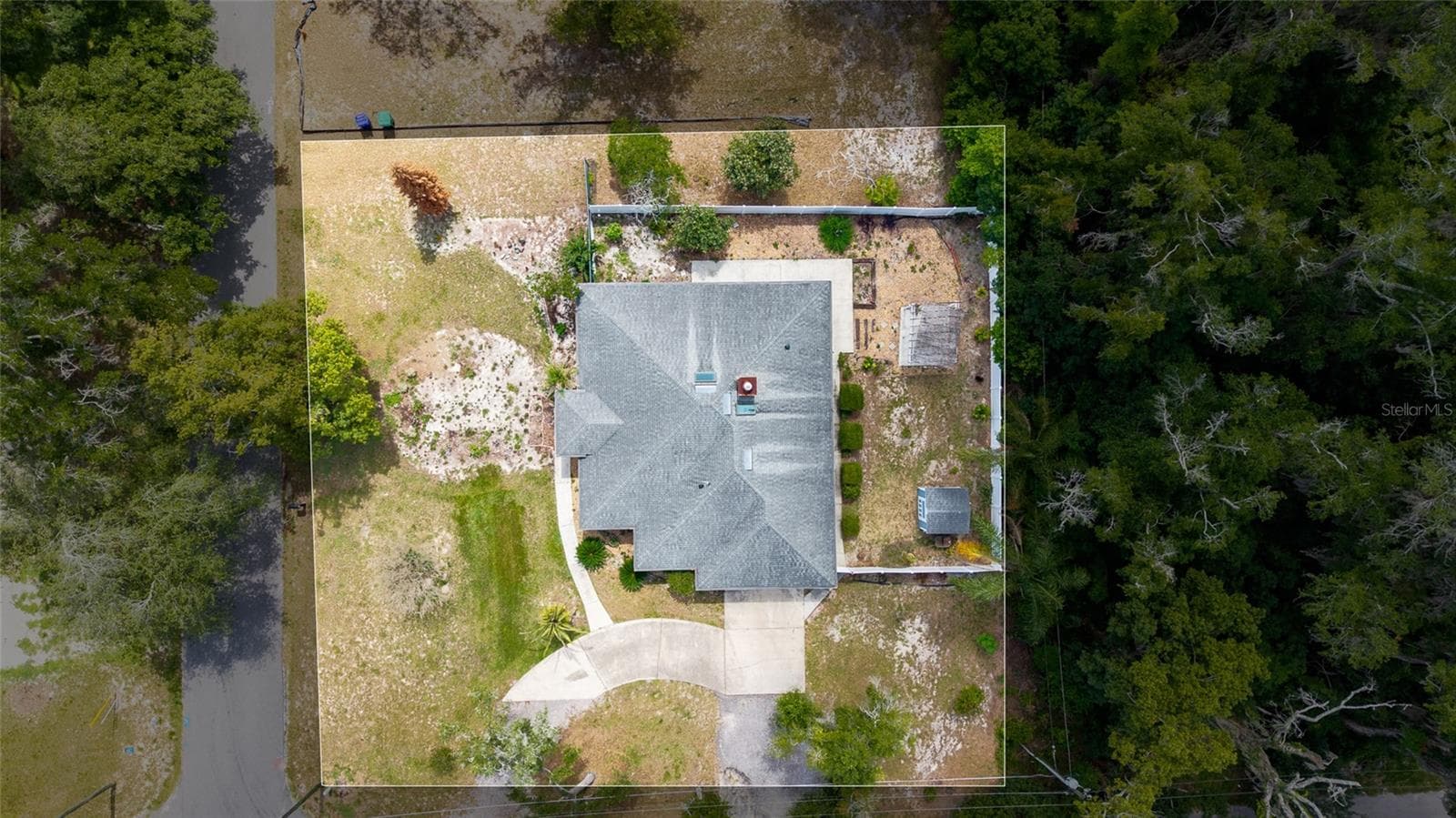 155 LAKE MARY AVENUE — photo 34 of 52