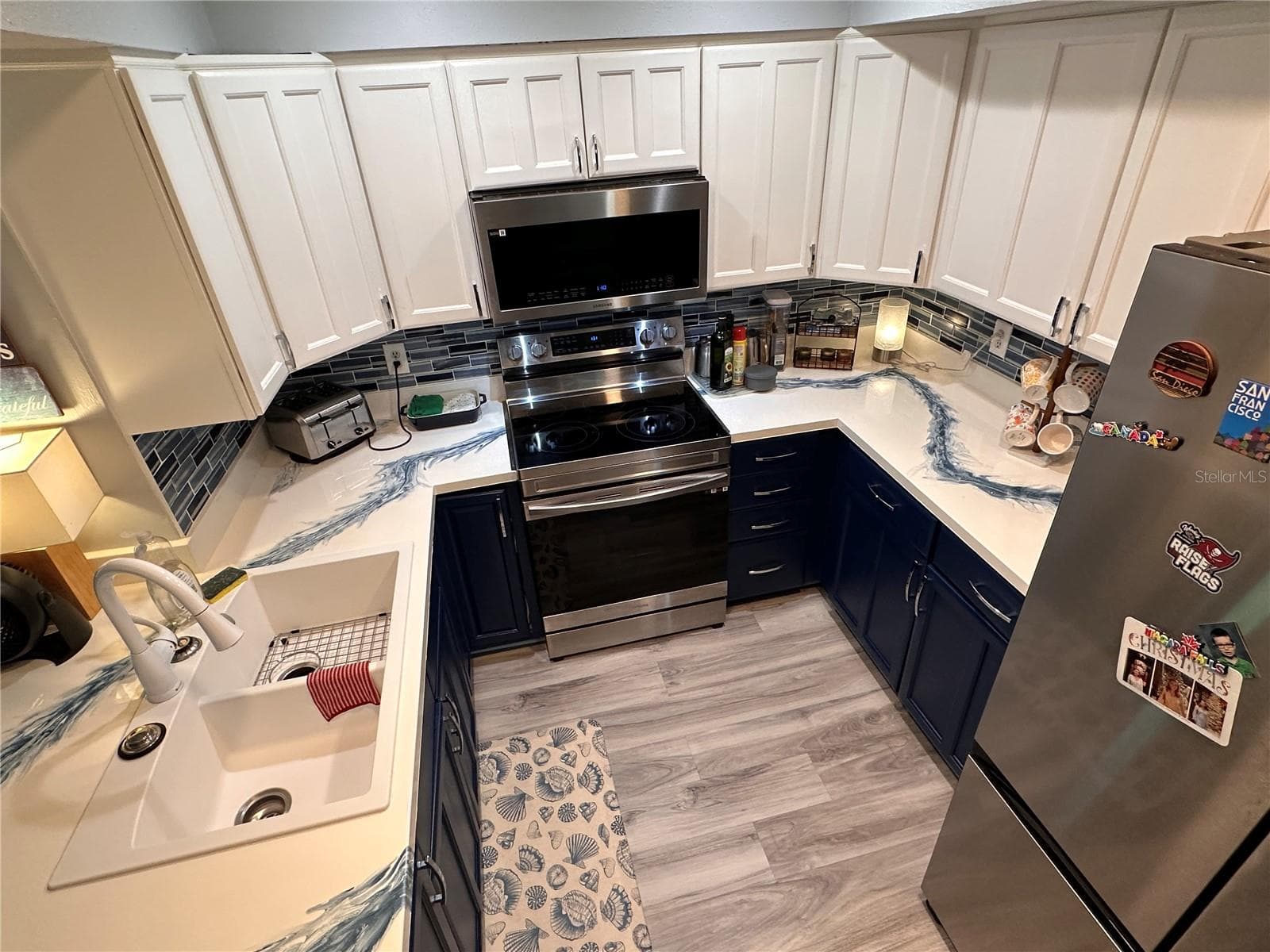 9470 JOEL DRIVE — photo 4 of 33