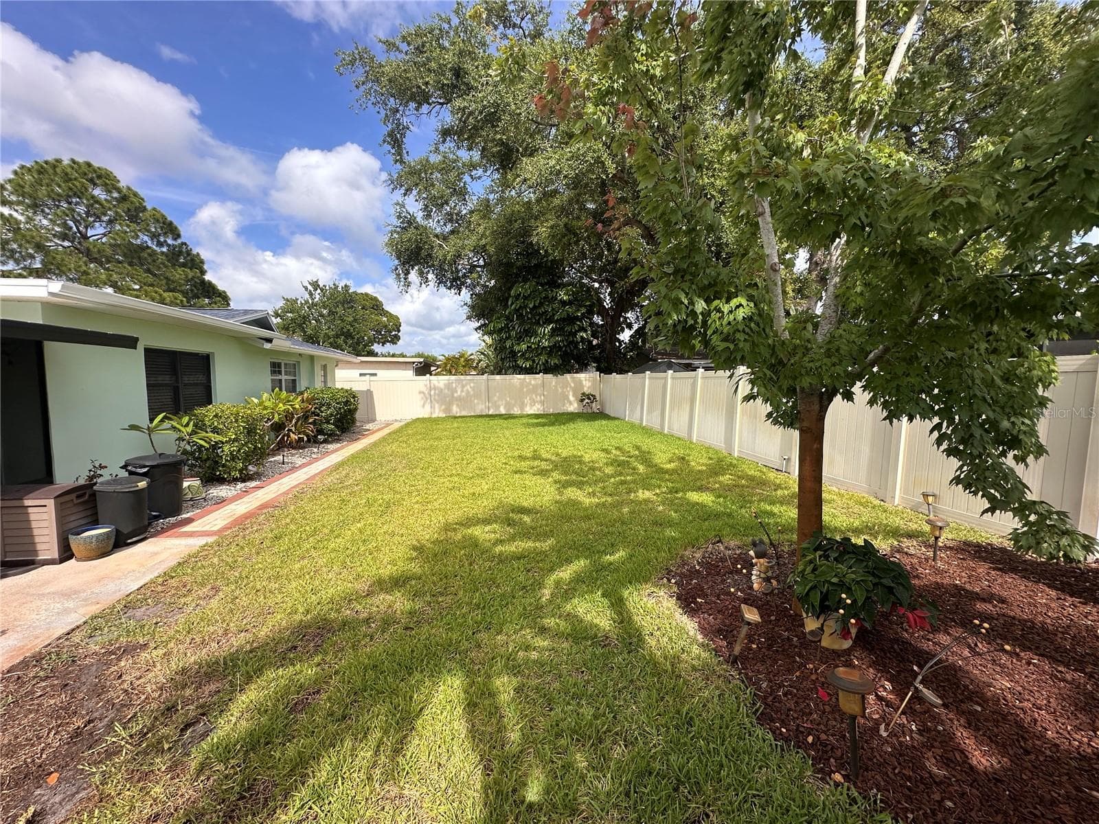 9470 JOEL DRIVE — photo 32 of 33