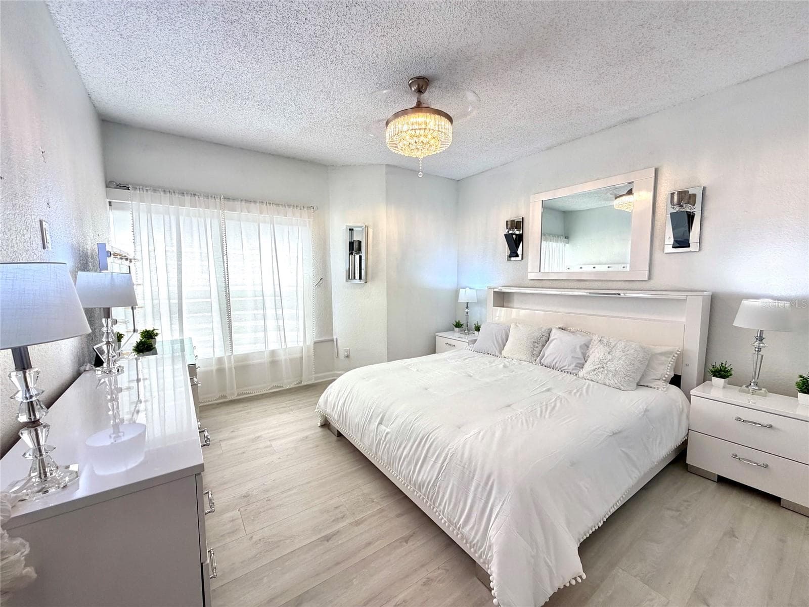 724 CORAL REEF DRIVE — photo 21 of 52