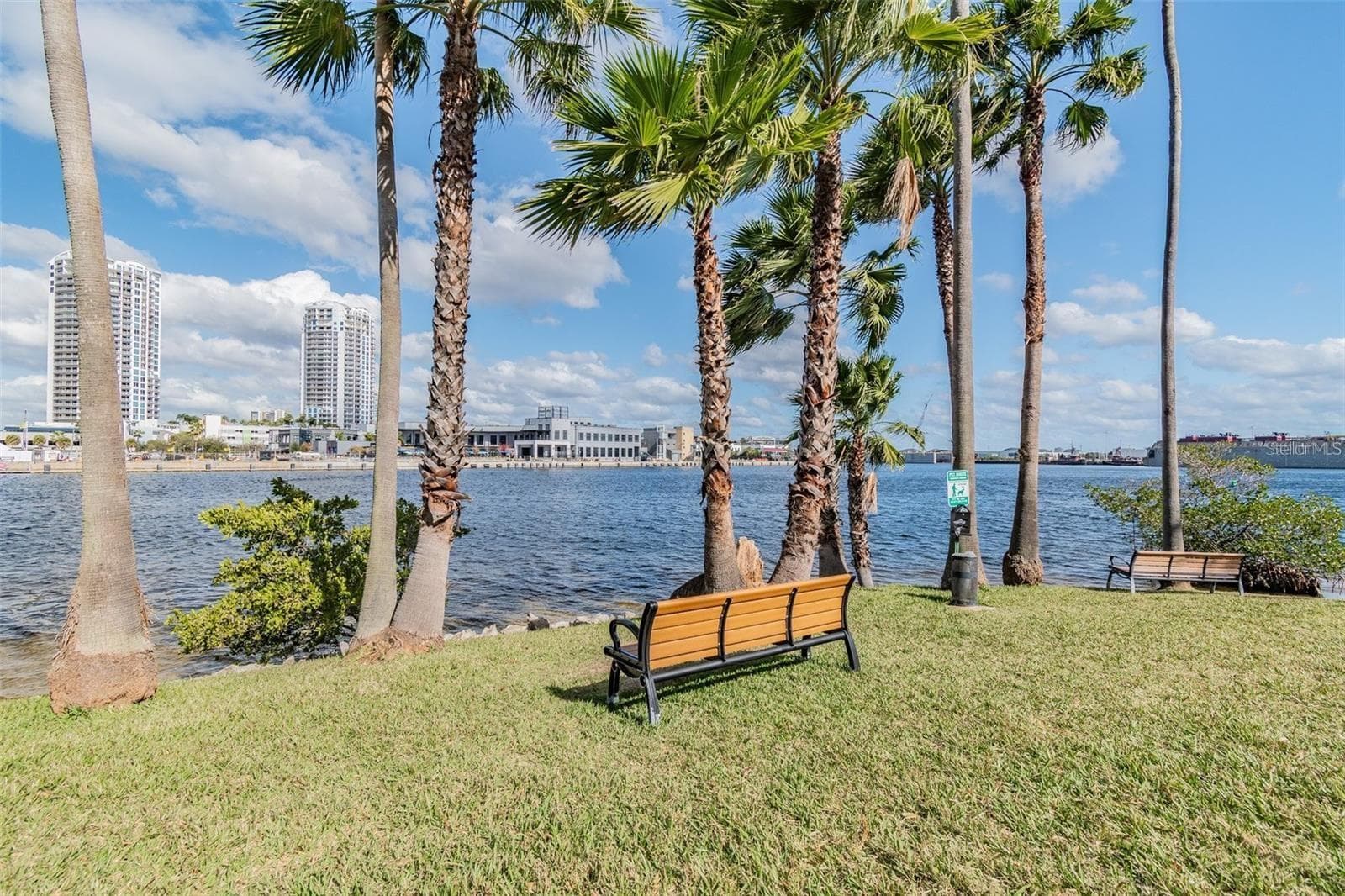 724 CORAL REEF DRIVE — photo 43 of 52