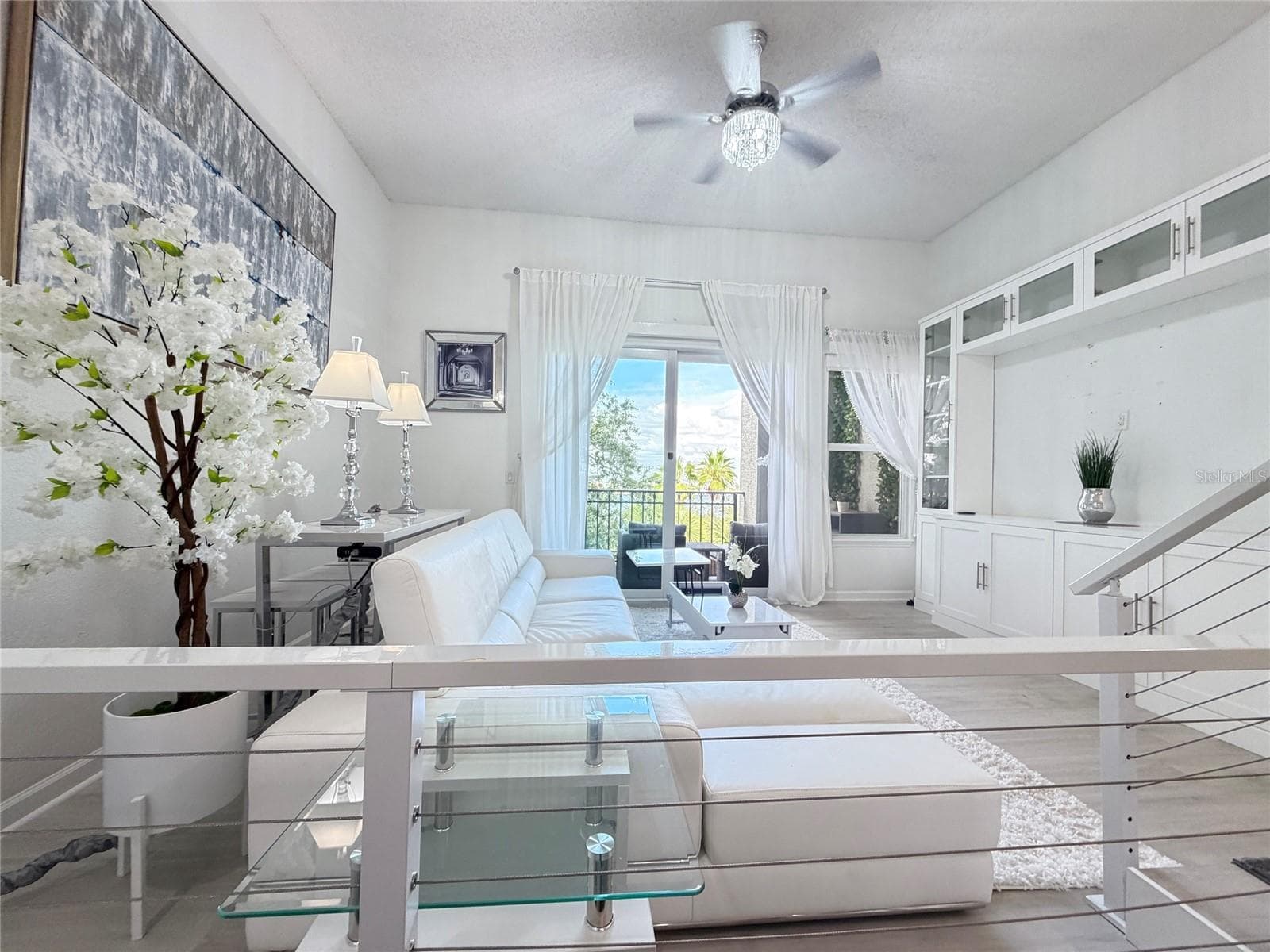 724 CORAL REEF DRIVE — photo 11 of 52