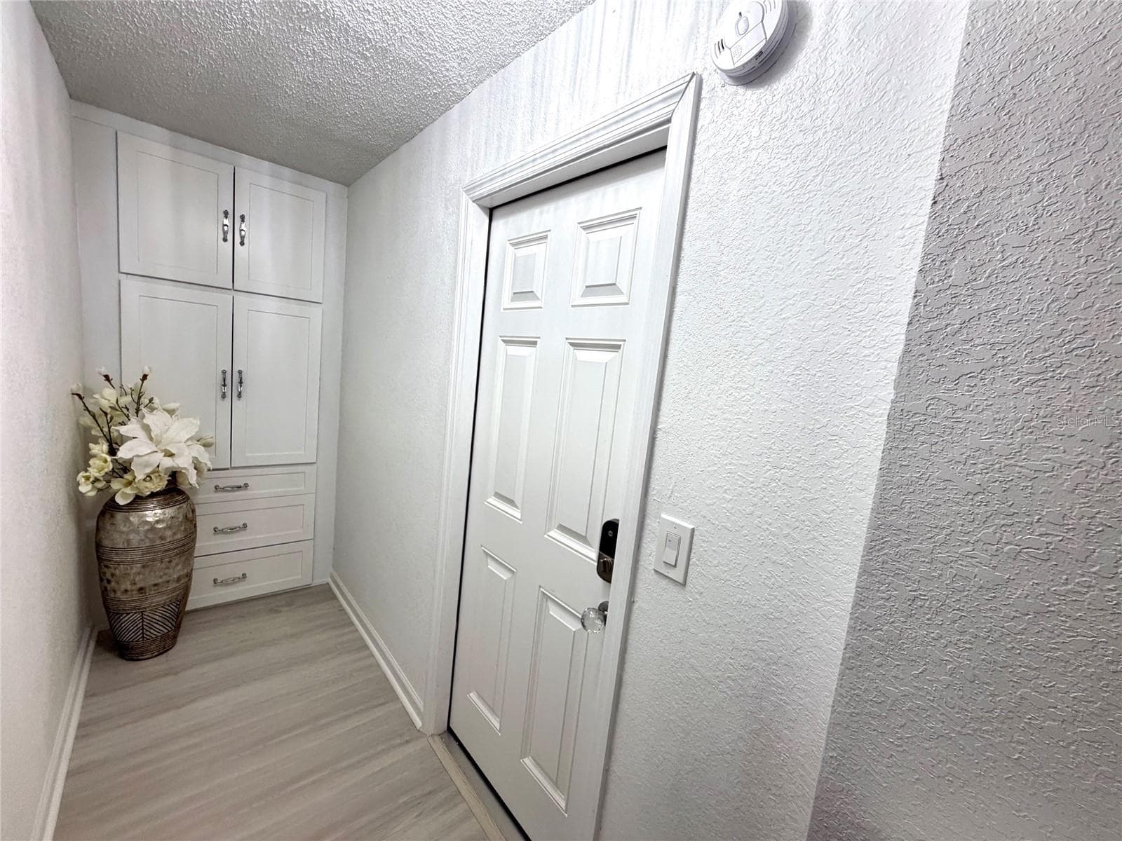 724 CORAL REEF DRIVE — photo 31 of 52