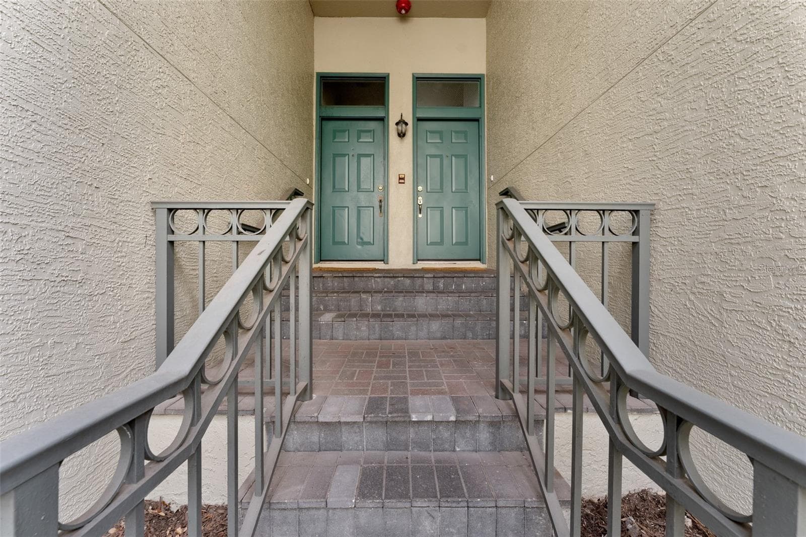 724 CORAL REEF DRIVE — photo 7 of 52