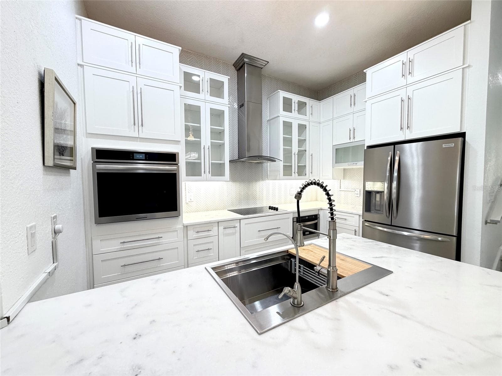 724 CORAL REEF DRIVE — photo 16 of 52