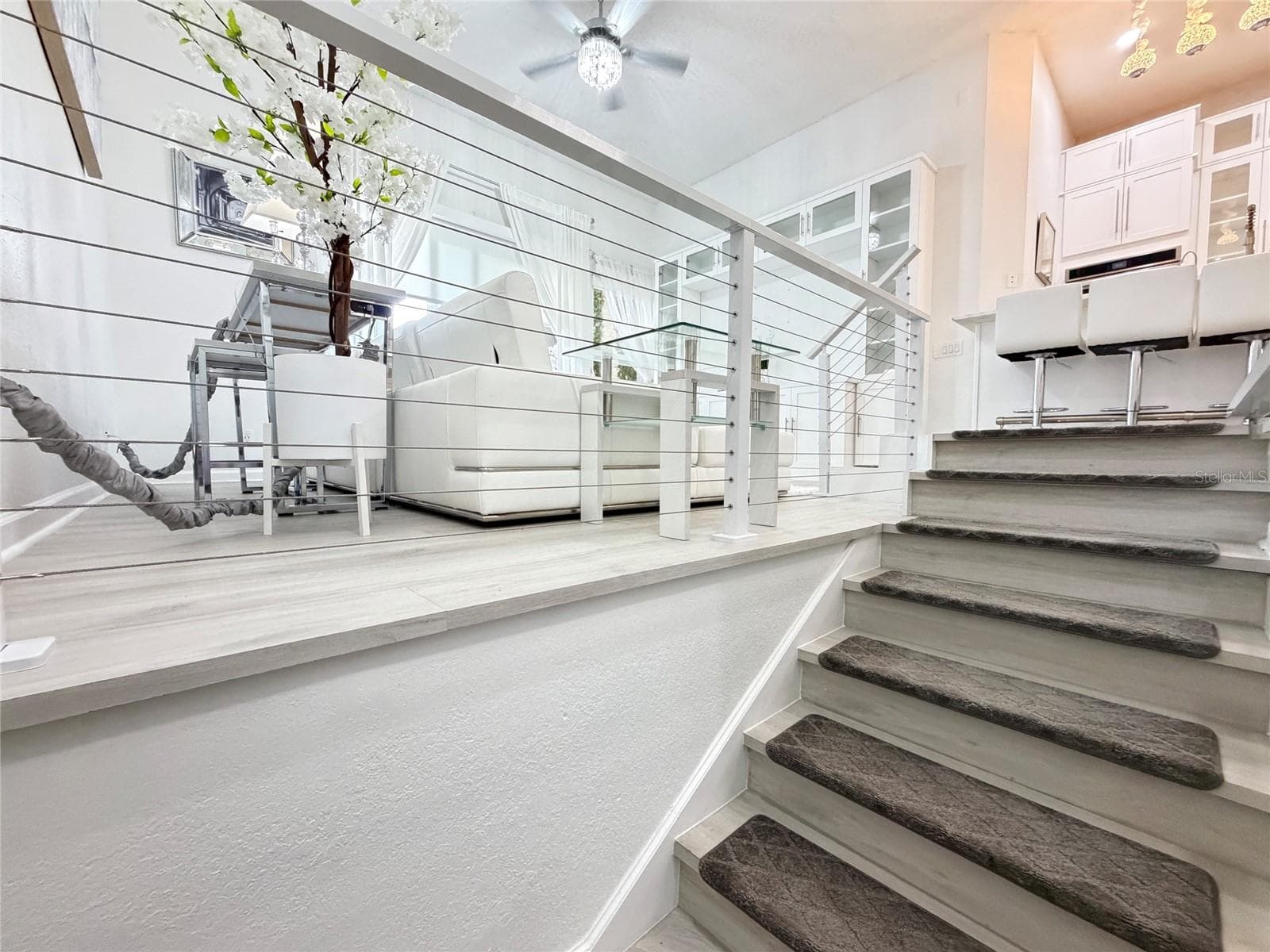 724 CORAL REEF DRIVE — photo 9 of 52