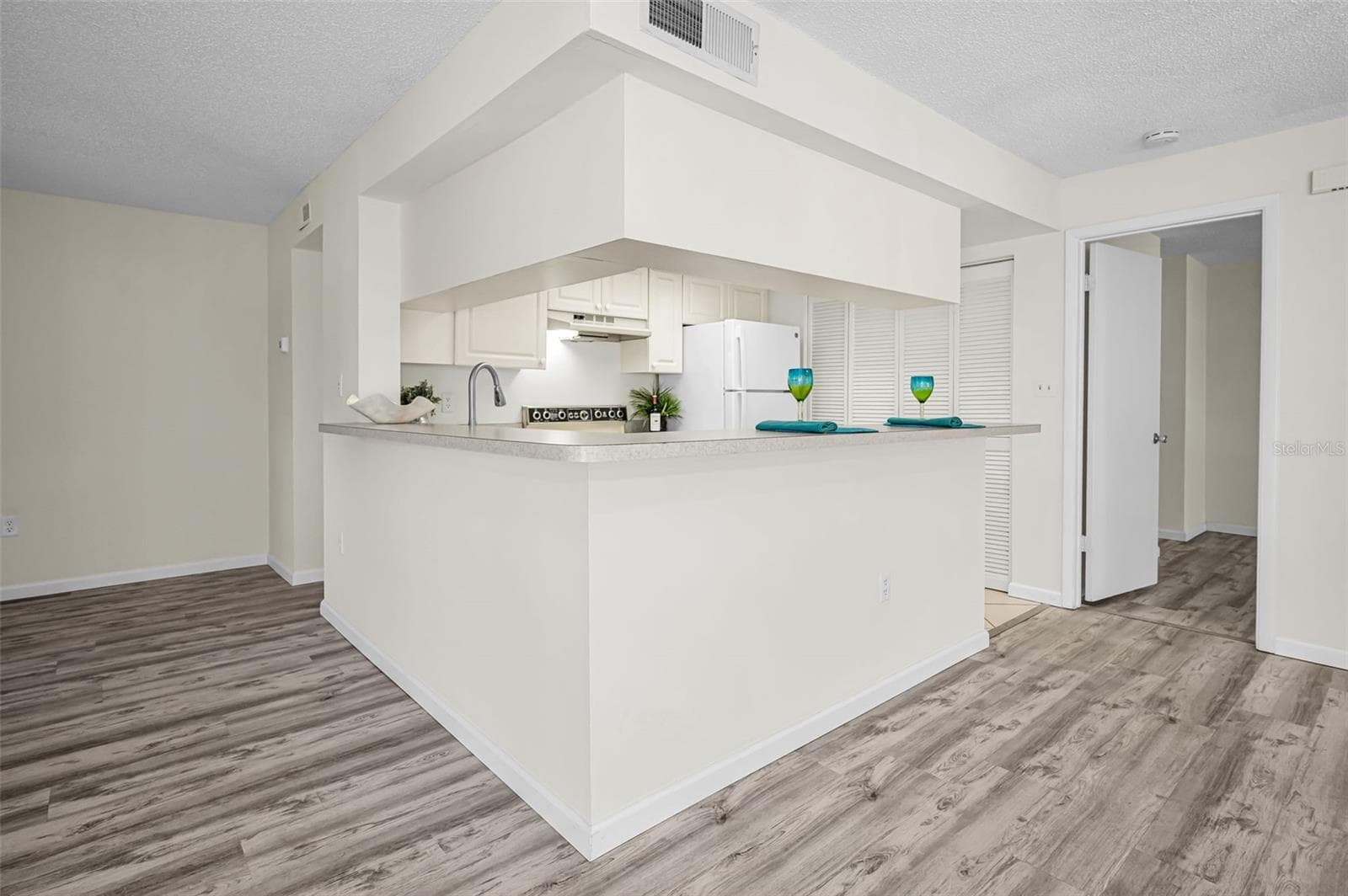 2205 LENNOX ROAD — photo 12 of 70